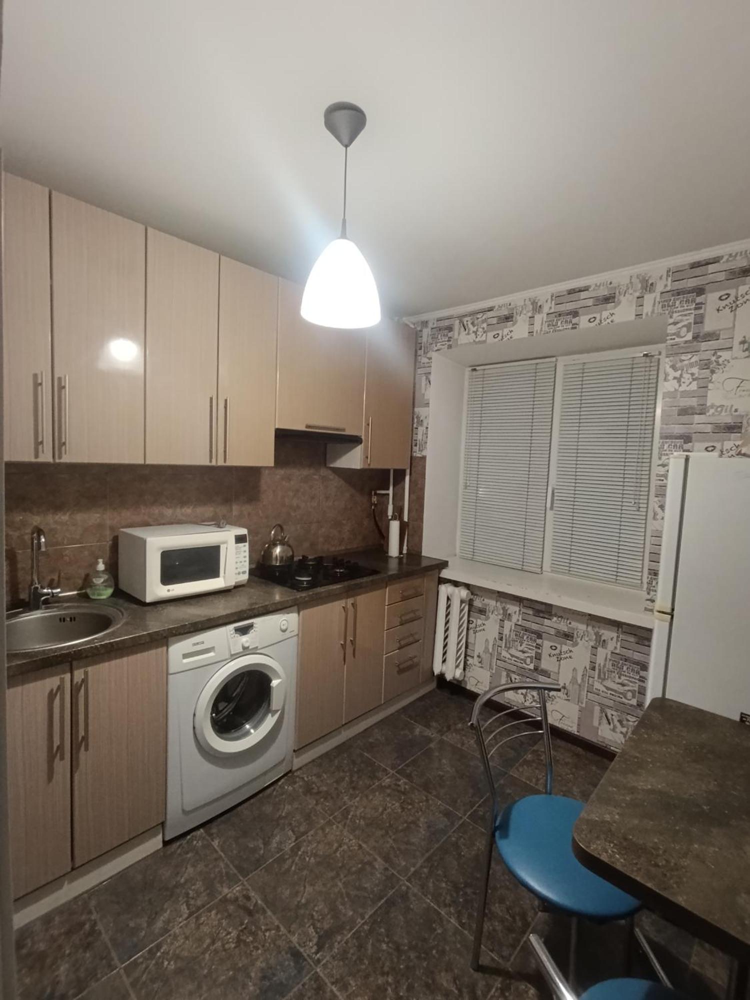 Apartment With Balcony On Peremohy Avenue 43 Tjernihiv Eksteriør billede